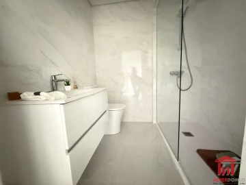 Apartamento T3 para Venda em Benfica
