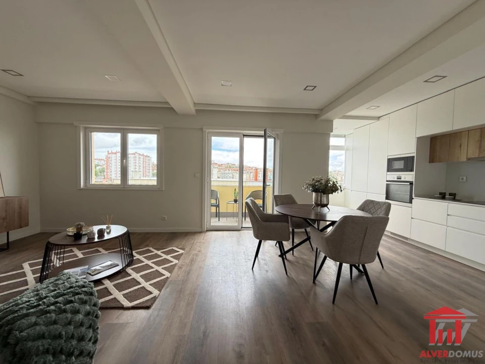 Apartamento T3 para Venda em Benfica Foto 7