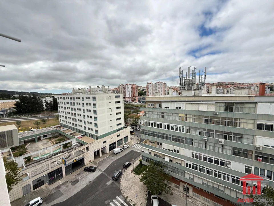 Apartamento T3 para Venda em Benfica Foto 31
