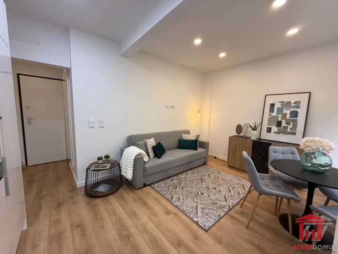 Apartamento T2 para Venda em Benfica Foto 3