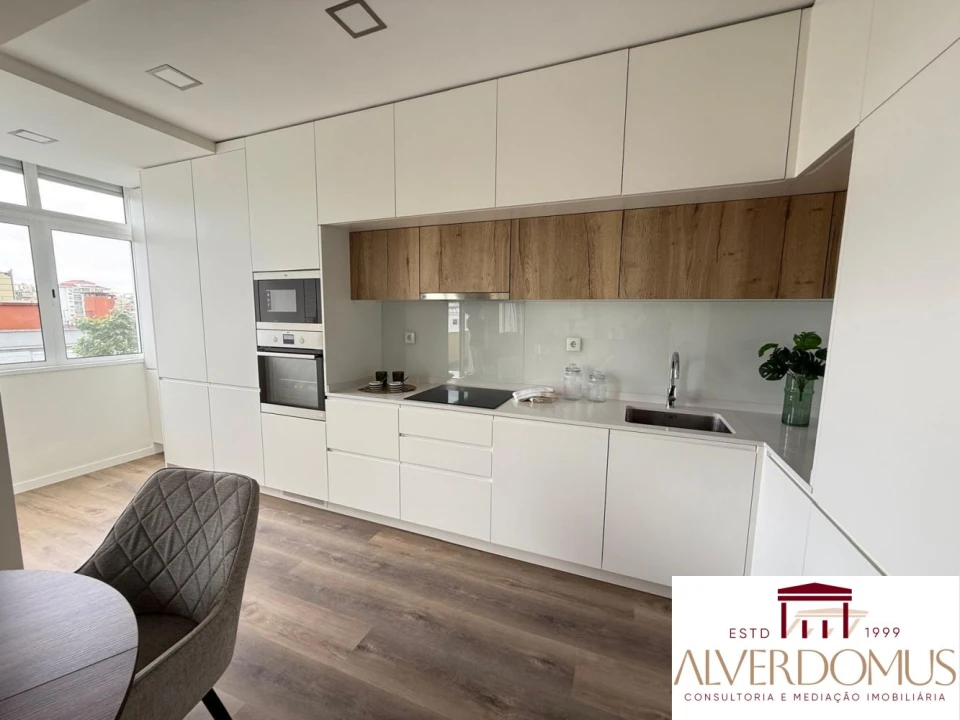 Apartamento T3 para Venda em Benfica Foto 6