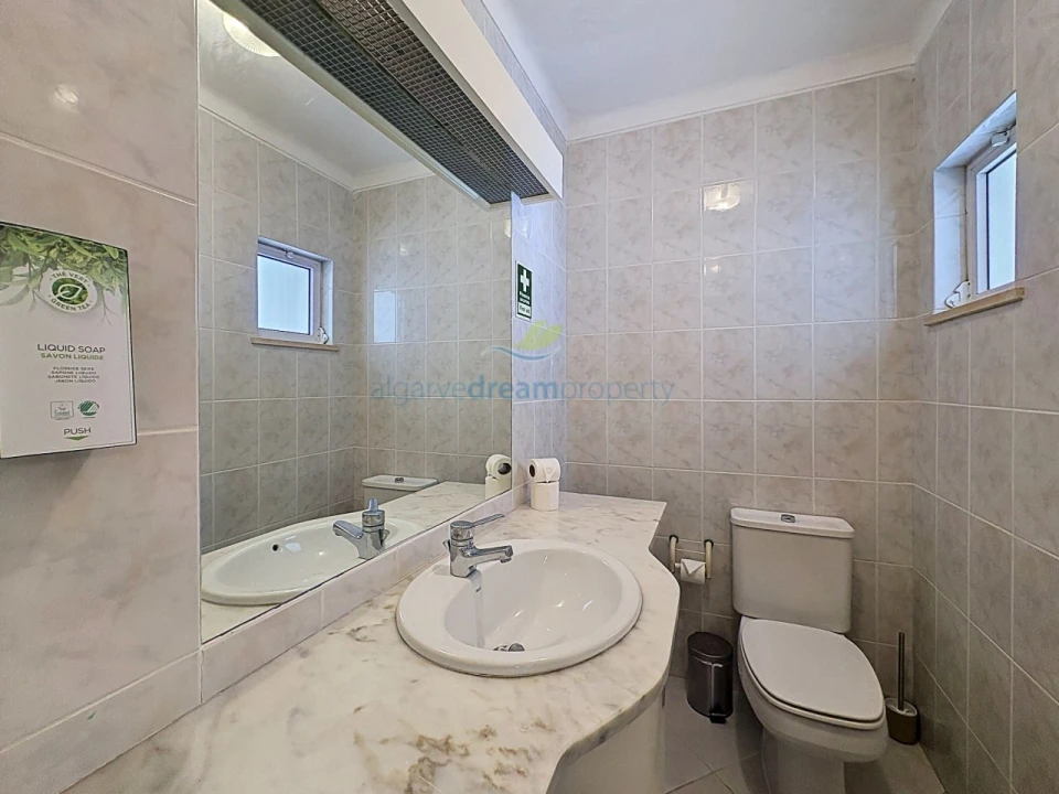 Moradia T3 para Venda em Albufeira e Olhos de Água Foto 25