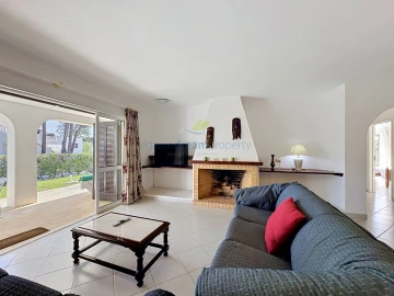 Moradia T3 para Venda em Albufeira e Olhos de Água