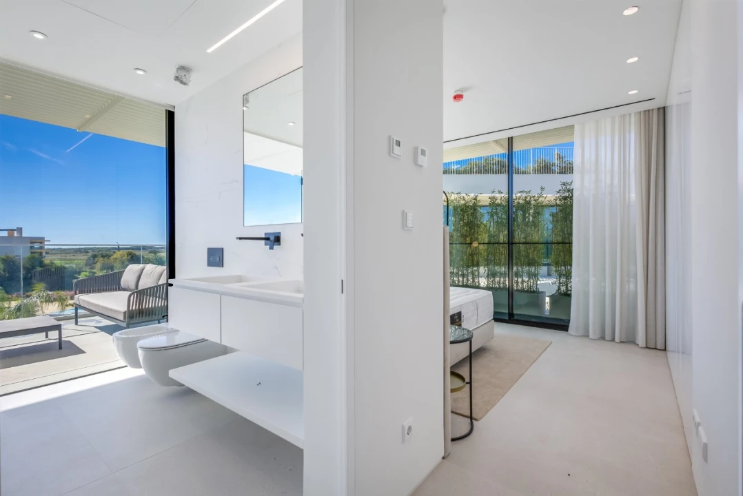 Apartamento T3 para para venda em Quarteira Foto 13