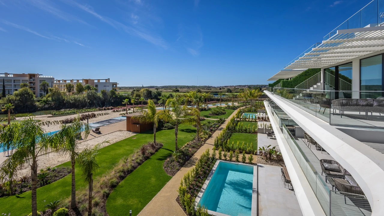 Apartamento T3 para para venda em Quarteira Foto 30