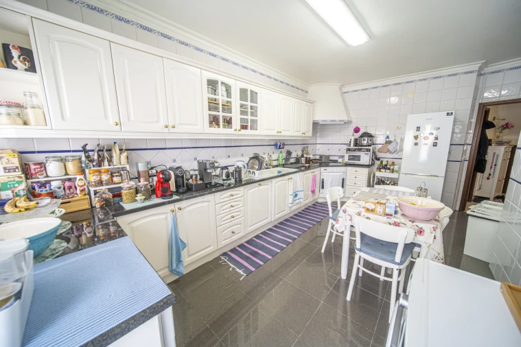 Moradia T4 para Venda em Milharado Foto 9