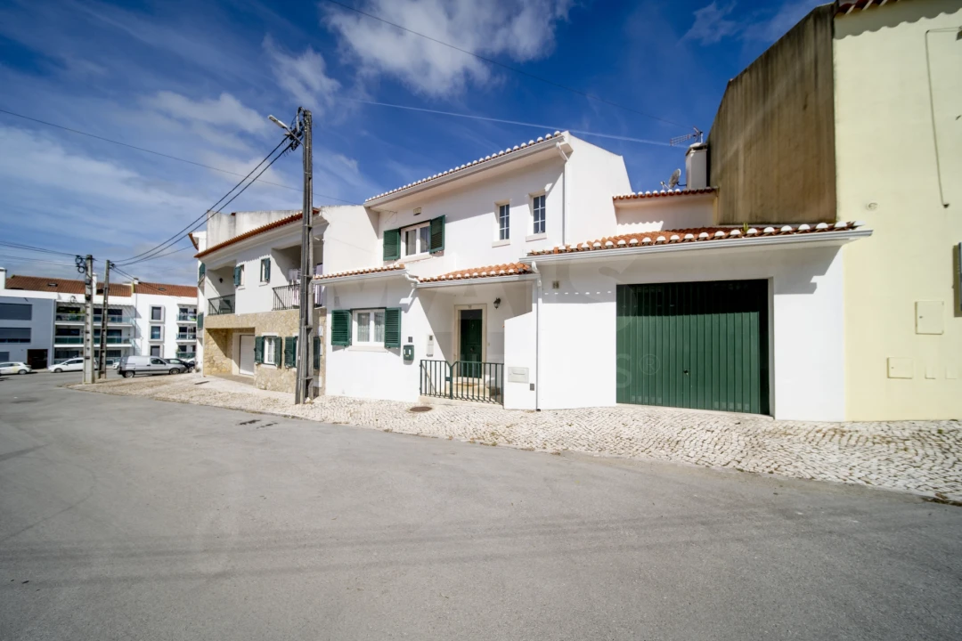 Moradia T4 para Venda em Milharado Foto 1