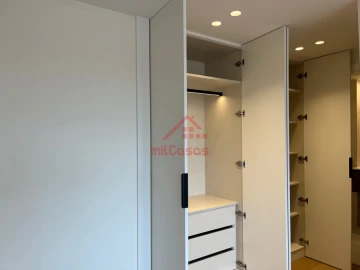 Apartamento T1 para Arrendamento em Santa Maria, São Pedro e Matacães