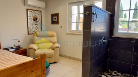 Moradia T5 para Venda em Algoz e Tunes