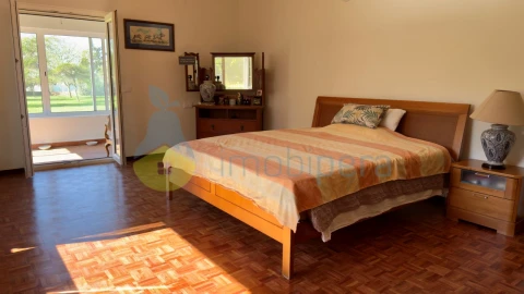 Moradia T5 para Venda em Algoz e Tunes