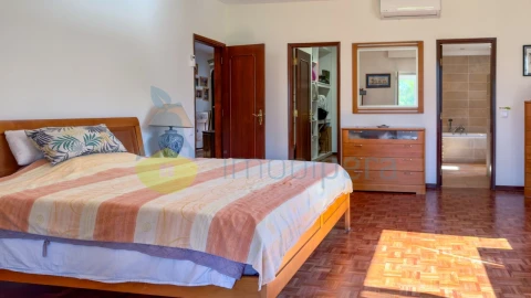 Moradia T5 para Venda em Algoz e Tunes