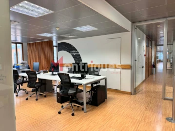 Escritório para Arrendamento em Alvalade