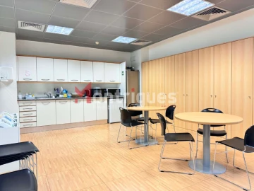 Escritório para Arrendamento em Alvalade