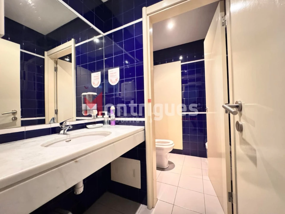 Escritório para Arrendamento em Alvalade Foto 14