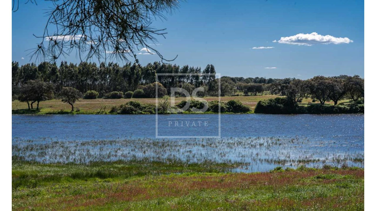 Quinta T10 para Venda em Nossa Senhora da Vila, Nossa Senhora do Bispo e Silveiras Foto 1