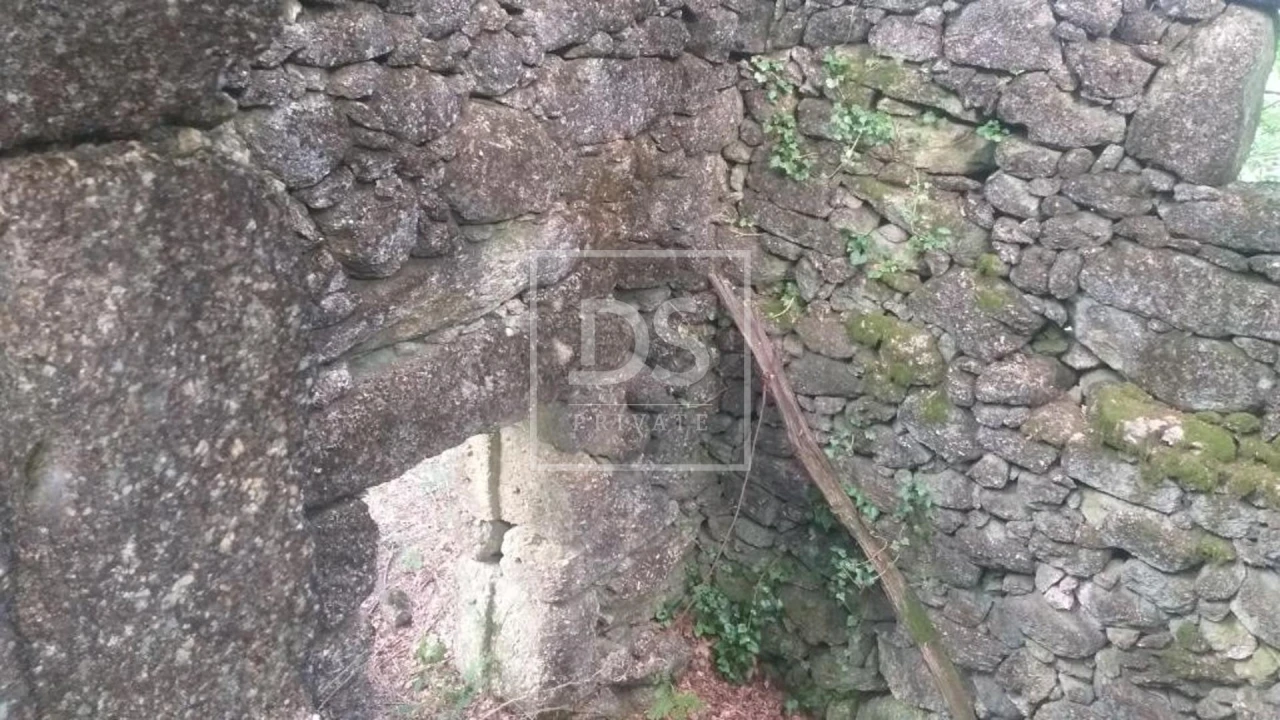Terreno para Venda em Valdosende Foto 2