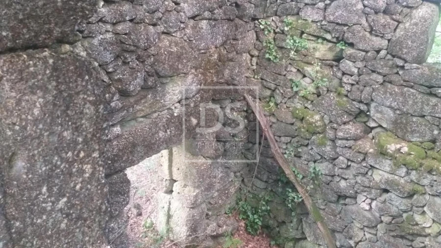 Terreno para Venda em Valdosende Foto 2