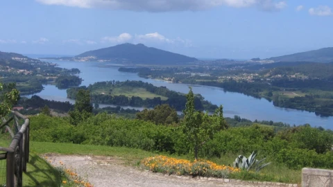 Terreno para Venda em Vila Nova de Cerveira e Lovelhe