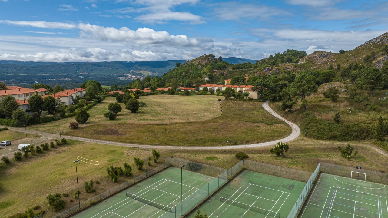 Terreno para Venda em Vila Nova de Cerveira e Lovelhe Foto 8