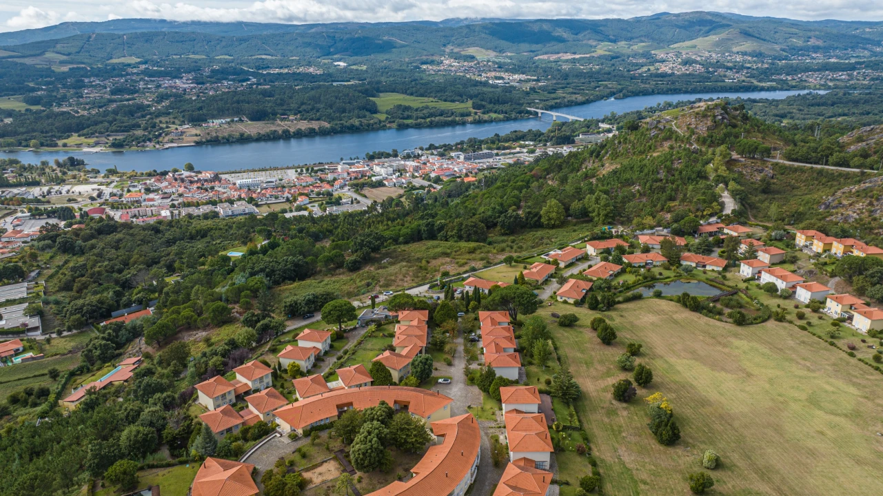 Terreno para Venda em Vila Nova de Cerveira e Lovelhe Foto 17