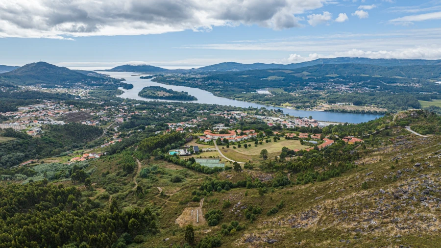 Terreno para Venda em Vila Nova de Cerveira e Lovelhe Foto 15