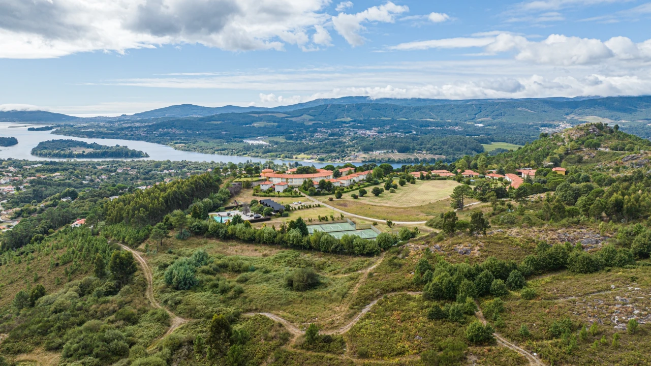 Terreno para Venda em Vila Nova de Cerveira e Lovelhe Foto 16
