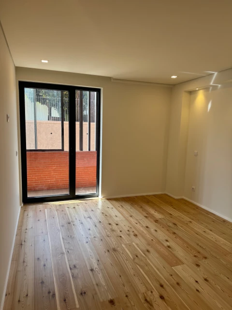 Apartamento T2 para Venda em Creixomil