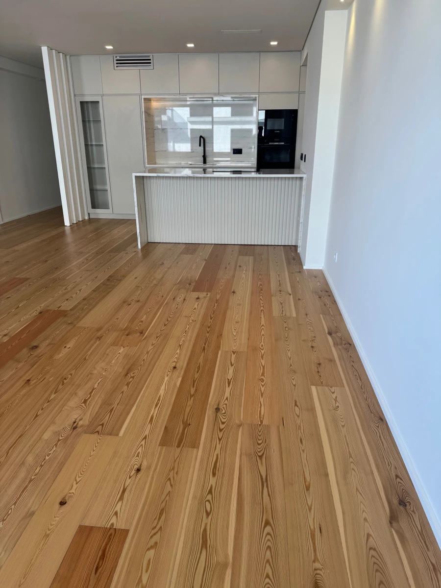 Apartamento T2 para Venda em Creixomil Foto 15