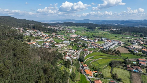 Quinta T9 para Venda em Sequeade e Bastuço (São João e Santo Estêvão)