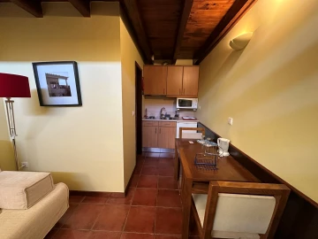 Quinta T9 para Venda em Sequeade e Bastuço (São João e Santo Estêvão)