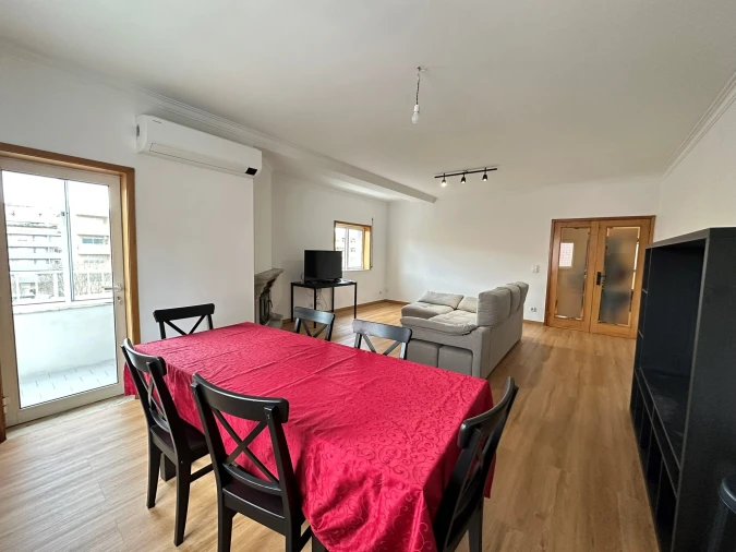 Apartamento T3 para Venda em Nogueira, Fraião e Lamaçães Foto 4