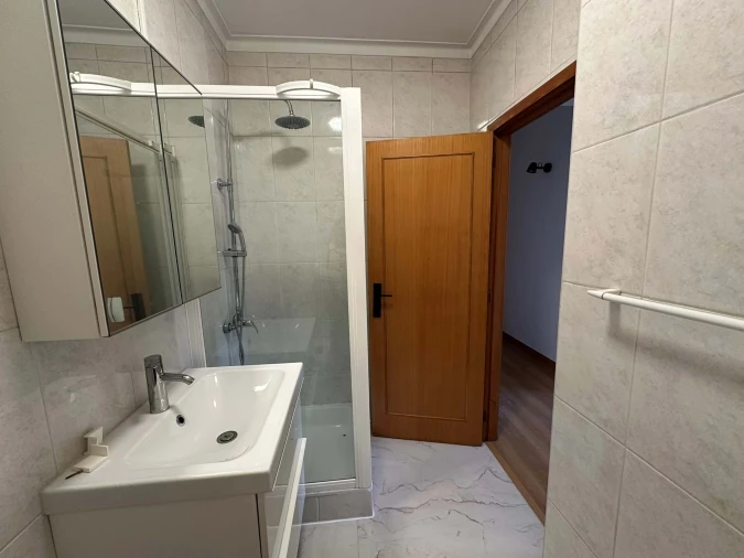 Apartamento T3 para Venda em Nogueira, Fraião e Lamaçães Foto 24