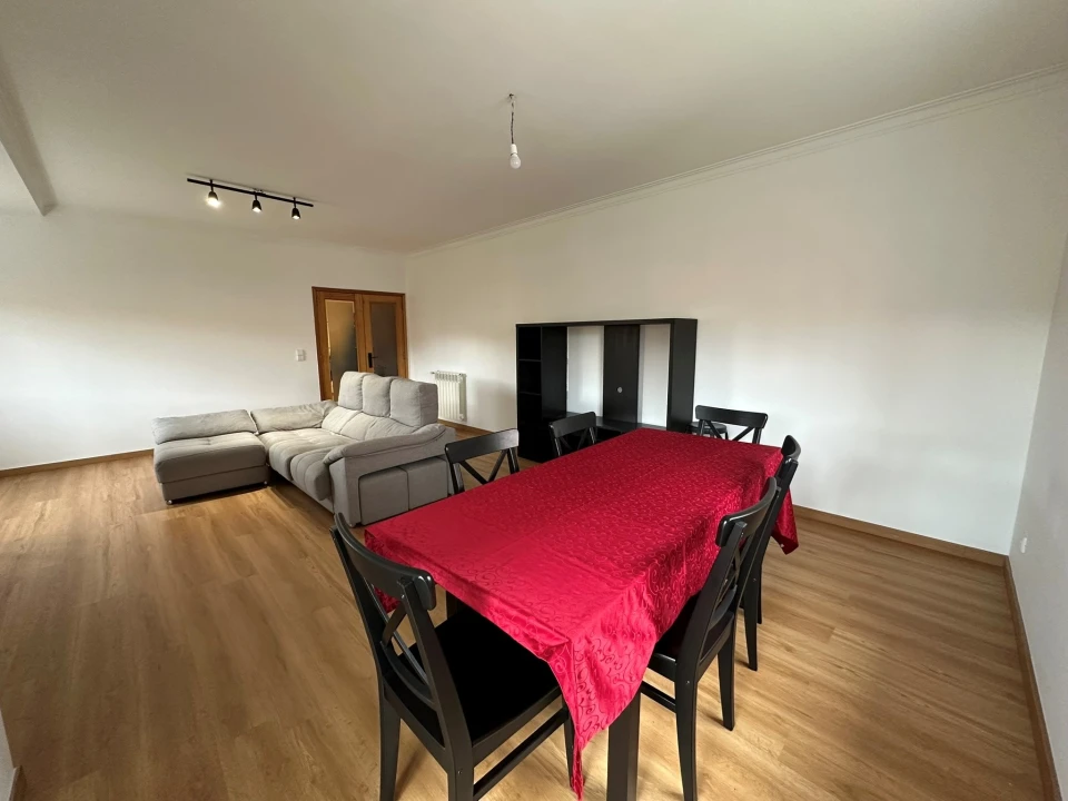 Apartamento T3 para Venda em Nogueira, Fraião e Lamaçães Foto 3