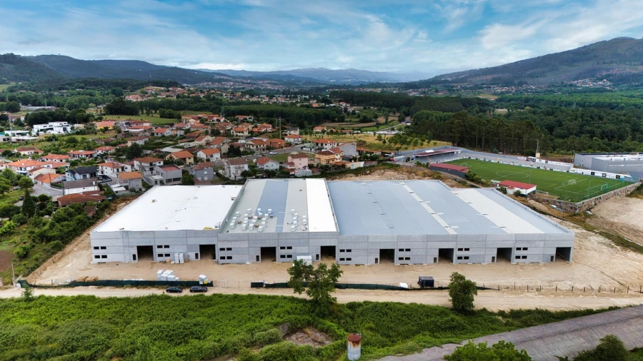 Armazém para Venda em Briteiros Santo Estêvão e Donim Foto 16