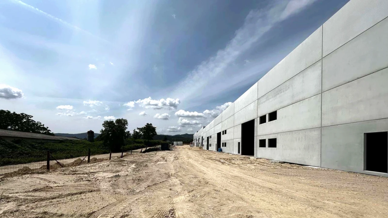 Armazém para Arrendamento em Briteiros Santo Estêvão e Donim Foto 5