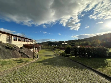 Moradia T4 para Venda em Sande Vila Nova e Sande São Clemente