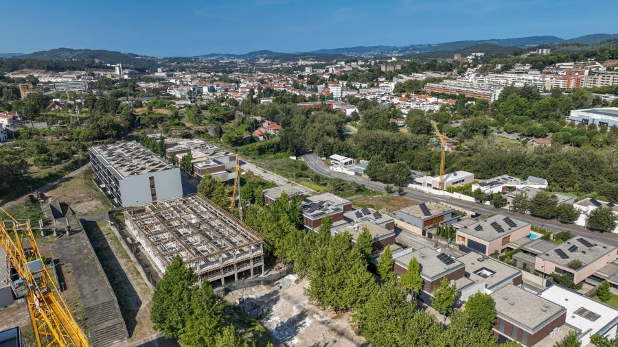 Moradia T3 para Venda em Costa Foto 7