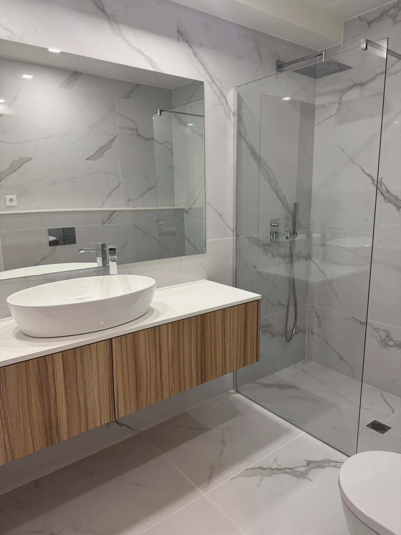 Apartamento T2 para Venda em Creixomil Foto 9