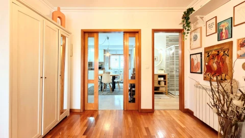 Apartamento T4 para Venda em Ferreiros e Gondizalves