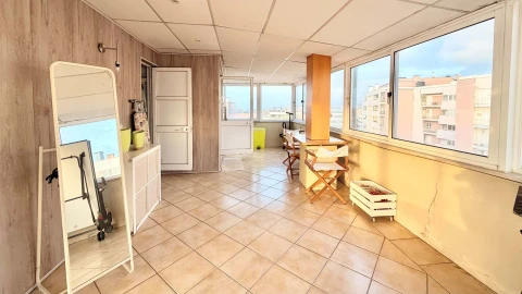 Apartamento T4 para Venda em Ferreiros e Gondizalves