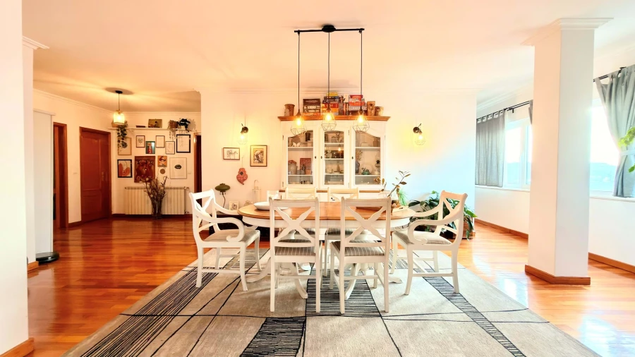 Apartamento T4 para Venda em Ferreiros e Gondizalves Foto 2