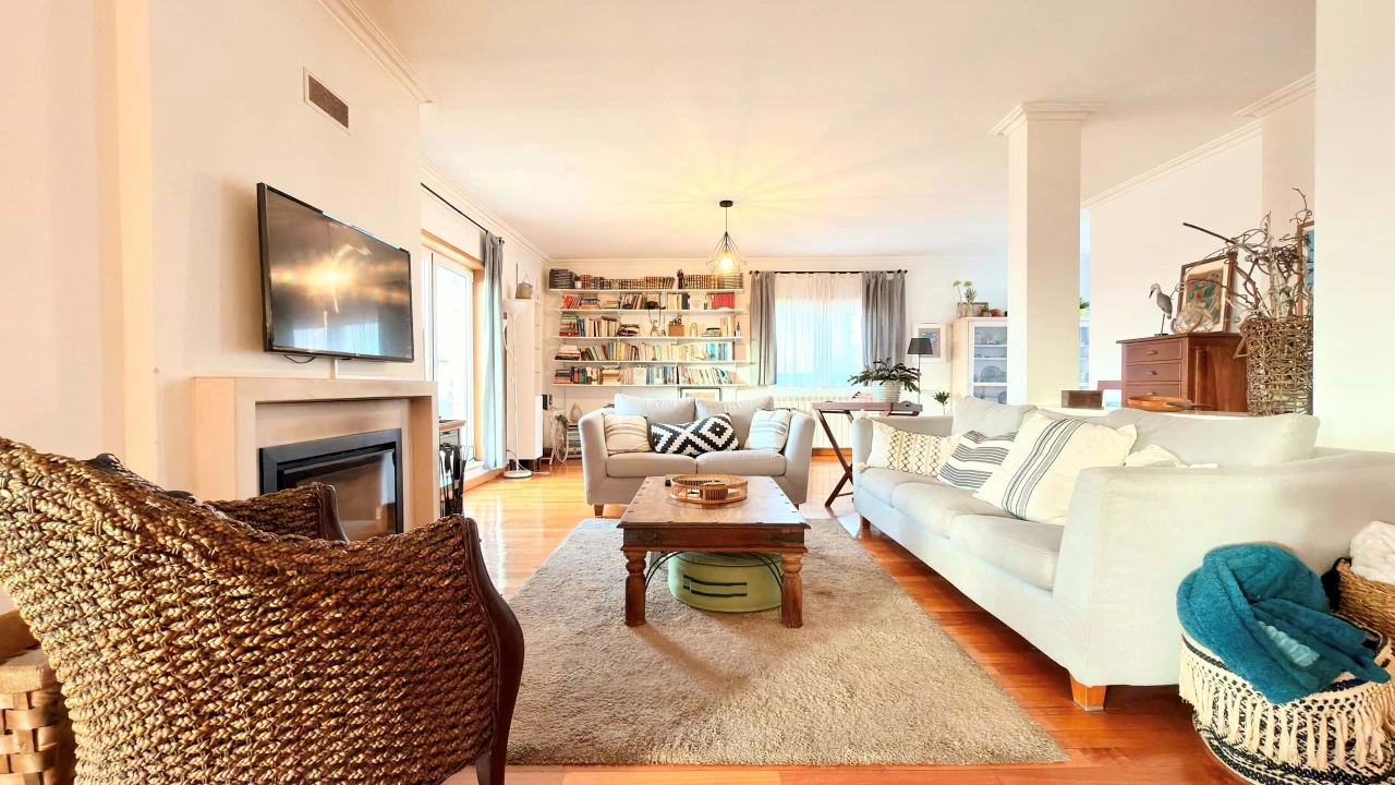 Apartamento T4 para Venda em Ferreiros e Gondizalves Foto 1