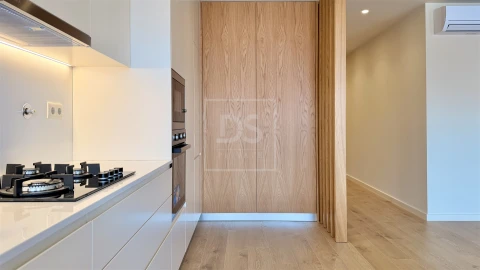 Apartamento T2 para Venda em São Vicente (Braga)