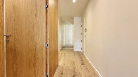 Apartamento T2 para Venda em São Vicente (Braga)