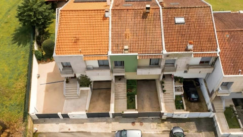 Moradia T4 para Venda em Real, Dume e Semelhe