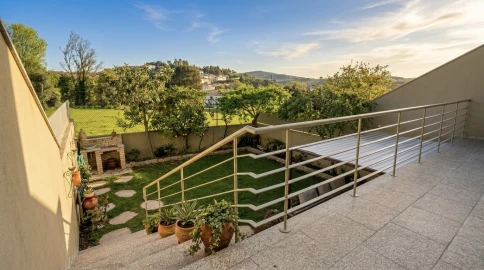 Moradia T4 para Venda em Real, Dume e Semelhe