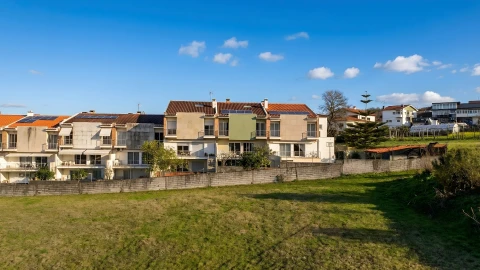 Moradia T4 para Venda em Real, Dume e Semelhe