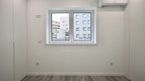 Apartamento T1 para Venda em Braga (São José de São Lázaro e São João do Souto)