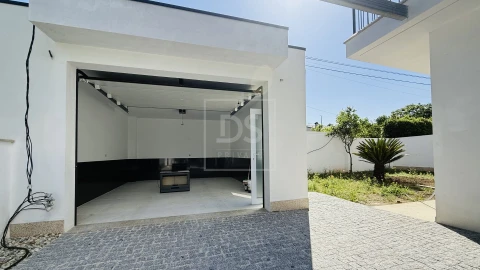 Moradia T4 para Venda em Palmeira