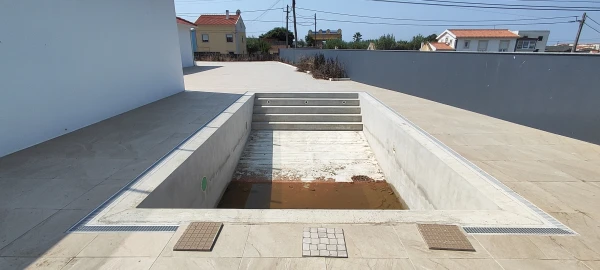 Moradia T4 para Venda em Atouguia da Baleia